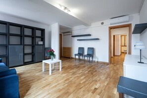 经典公寓 | 起居区 | 平板电视