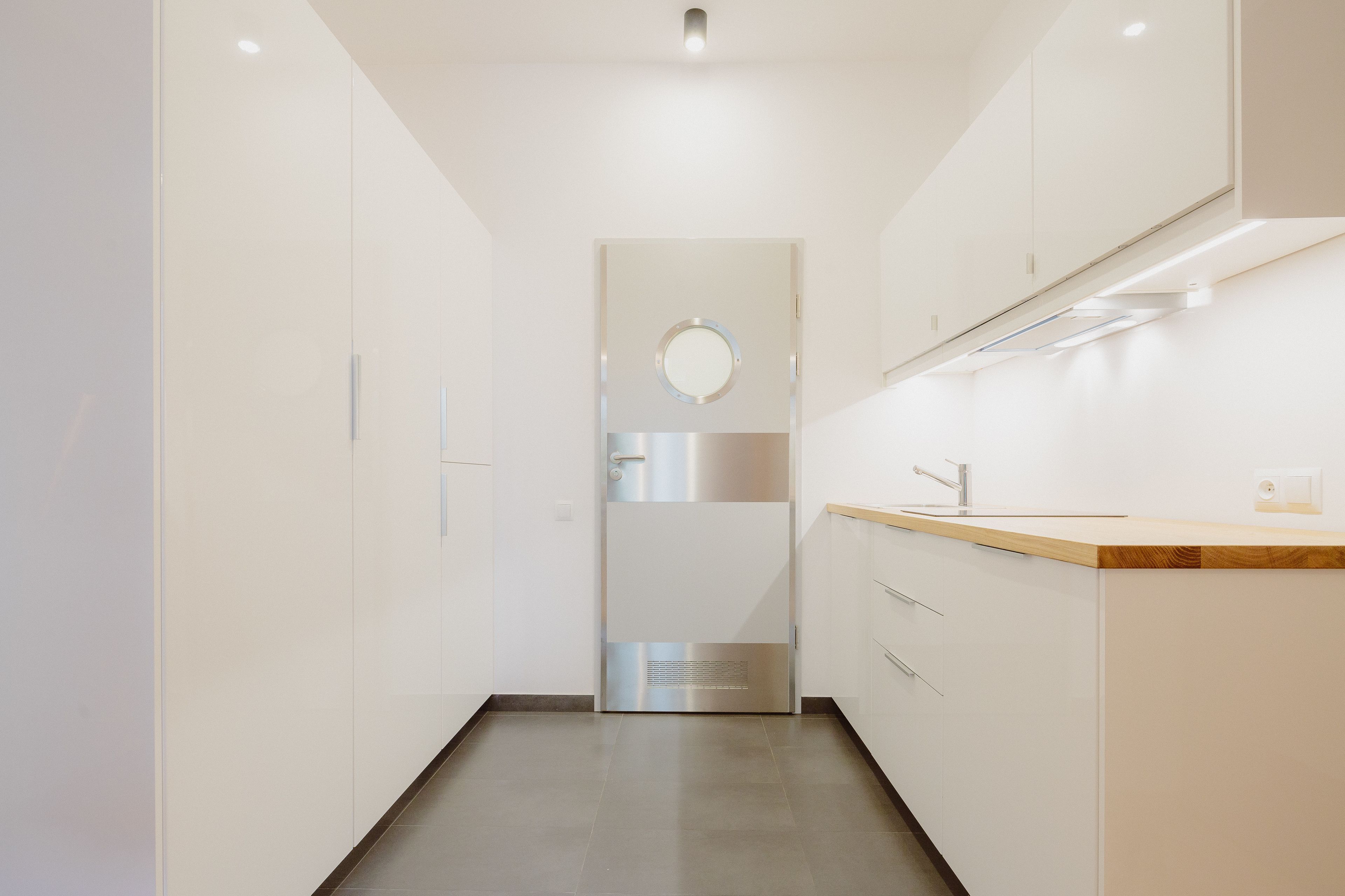 Leilighet, 1 soverom | Eget kjøkken | Kjøleskap, kokeplater, kaffetrakter/tekoker og vannkoker