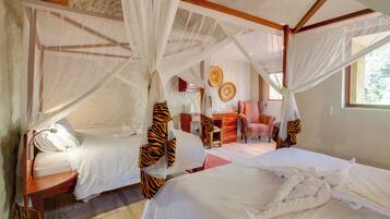 In-room safe, free WiFi, bed sheets