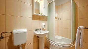 Shower, towels