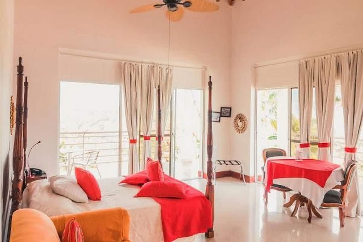 Ropa de cama de alta calidad, insonorización y wifi gratis