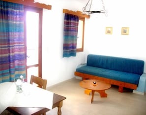 Flat-screen TV - Mantraki Hotel Apartments (Agios Nikolaos)