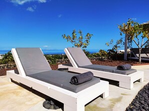 Sundeck - Santorini Mesotopos (Santorini)