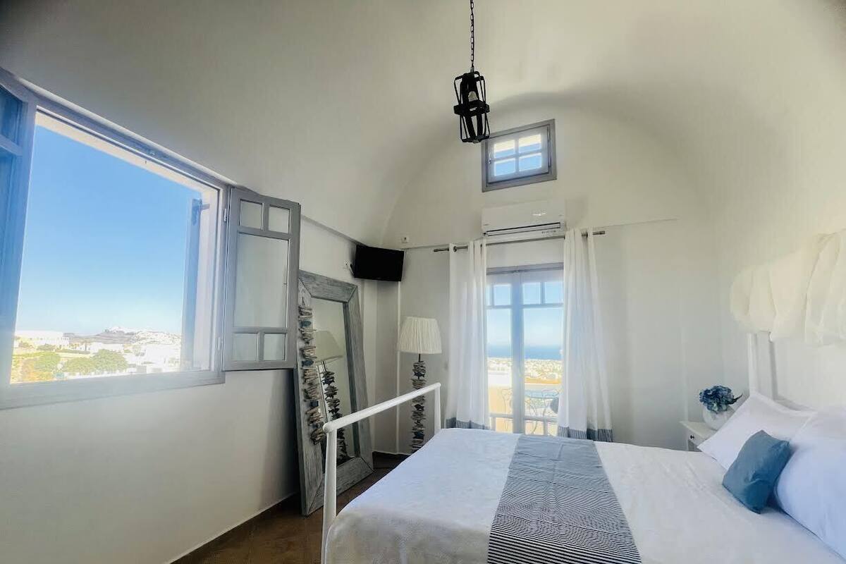Deluxe Dome With Private Balcony With Sea View | Safe på rommet, strykejern/-brett, wi-fi (inkludert) og sengetøy
