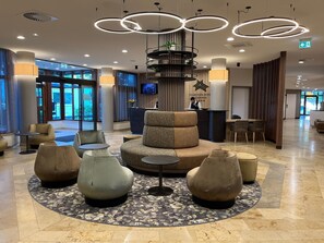 Lobby - Flair Park-Hotel Ilshofen (Ilshofen)
