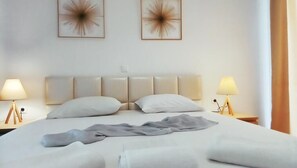 Desk, free cots/infant beds, rollaway beds, free WiFi