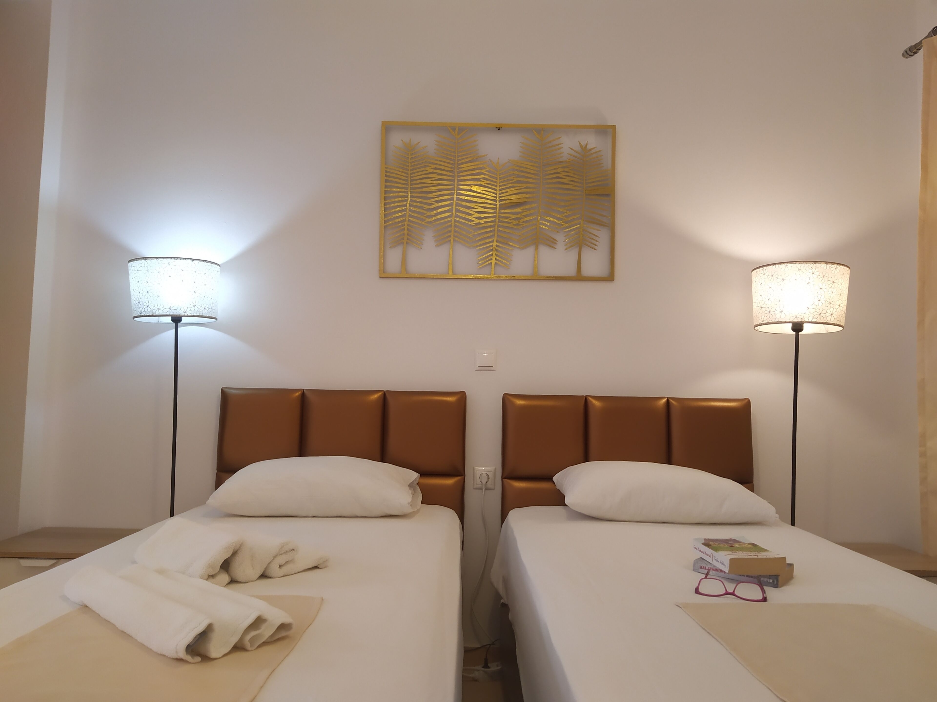 standard studio, sea view | desk, free cots/infant beds, rollaway beds, free wifi