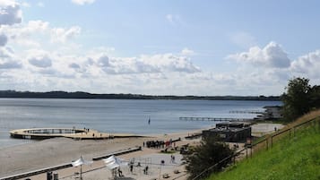 Tæt på stranden