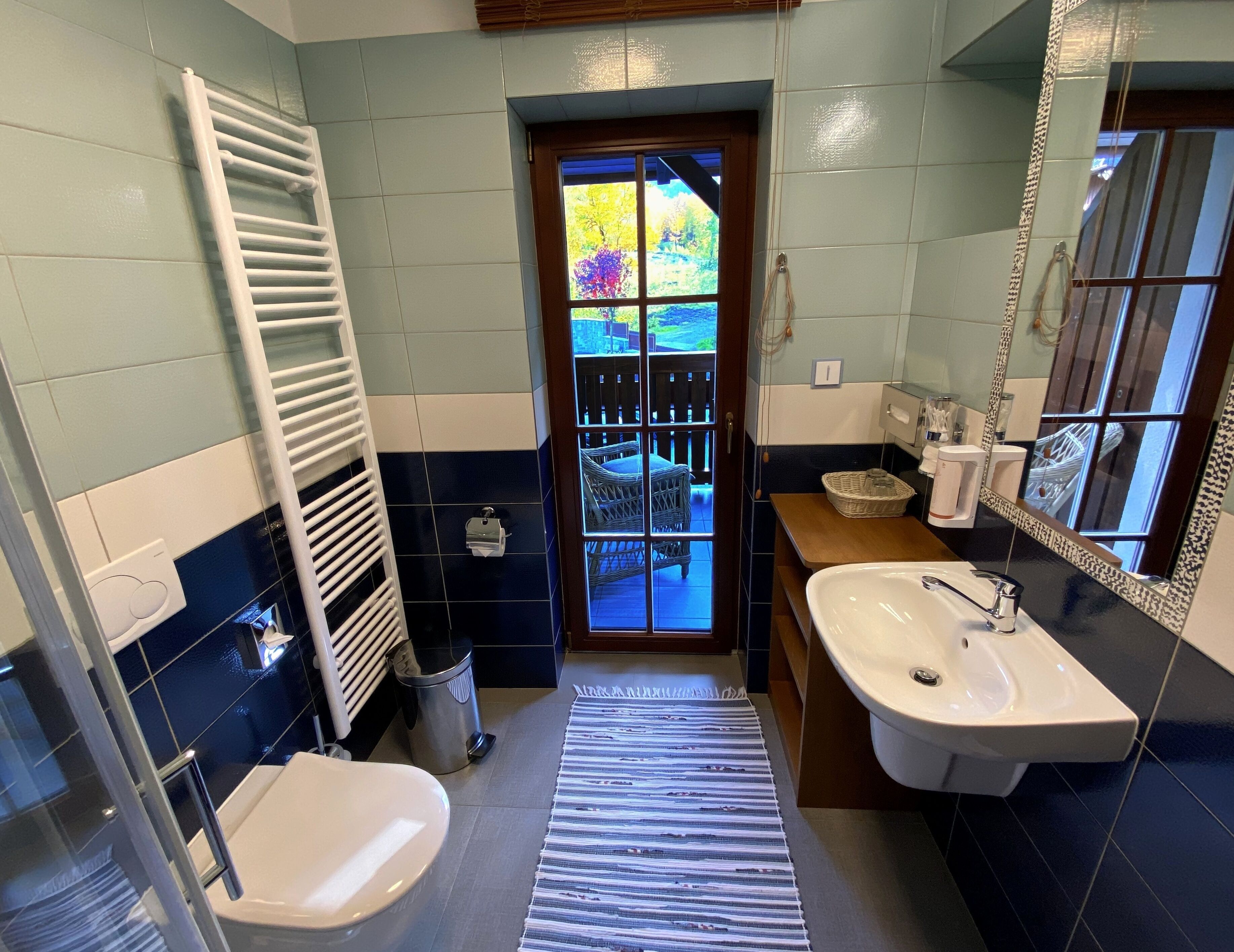 comfort double or twin room, balcony, courtyard view | bathroom | free toiletries, hair dryer, towels, soap