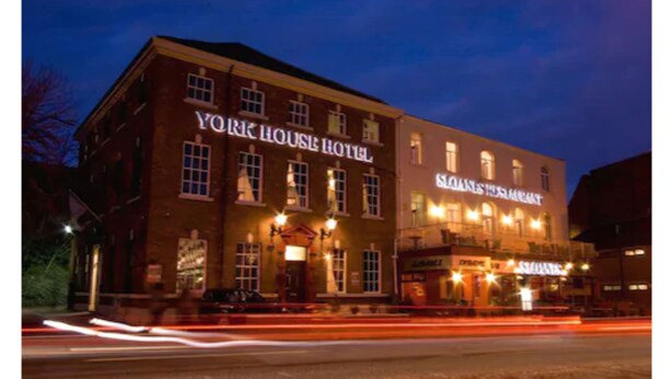 Exterior - York House Hotel (Wakefield)