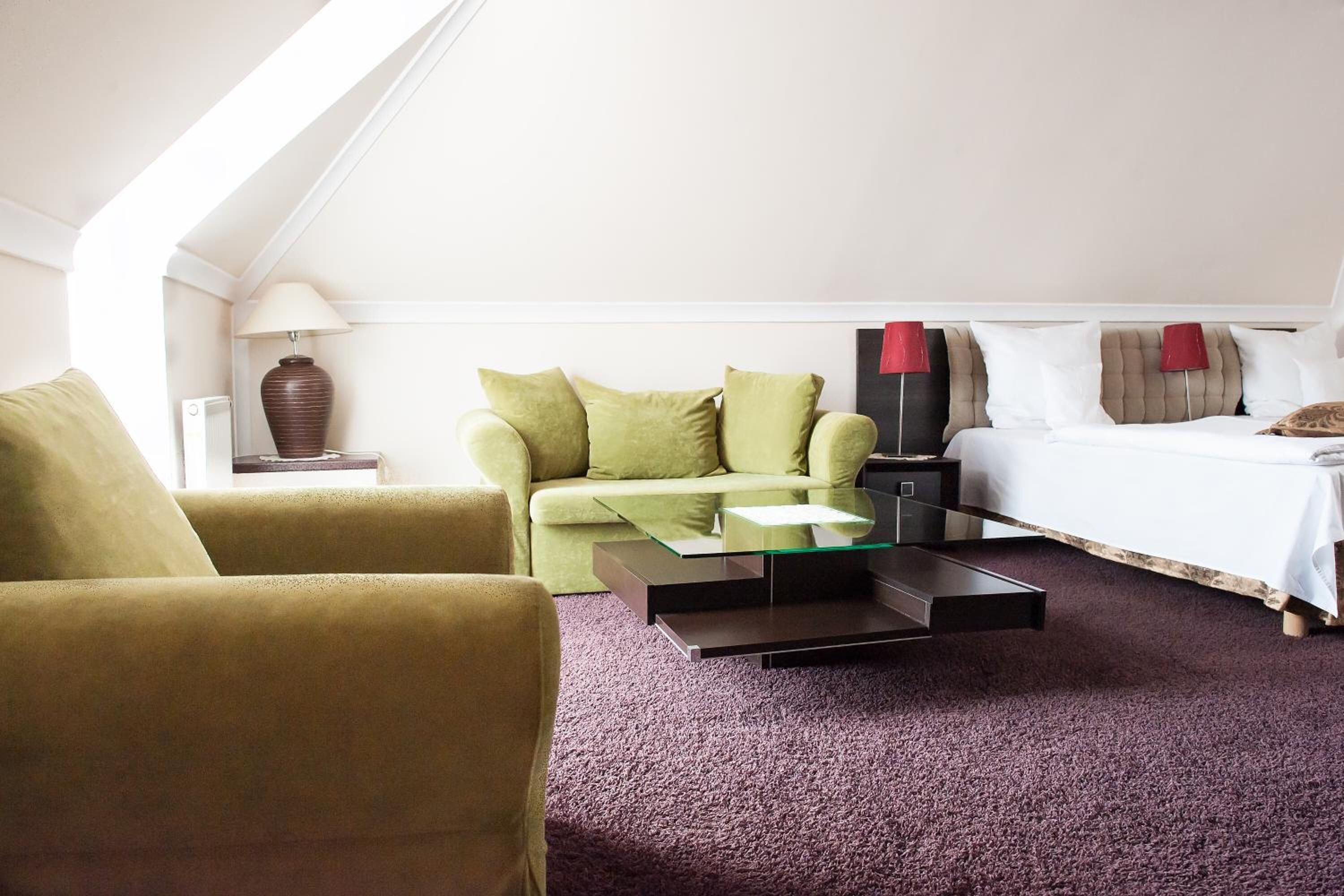 premium bedding, select comfort beds, in-room safe