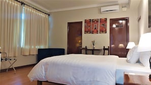 Standard Double Room | Minibar, in-room safe, desk, free WiFi