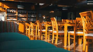 Esmorzar diari continental gratuït