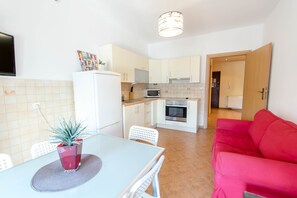 Apartment, 3 Bedrooms | Private kitchen | Full-sized fridge, microwave, stovetop, coffee/tea maker - Old Town Apartments Slawkowska (Krakow)