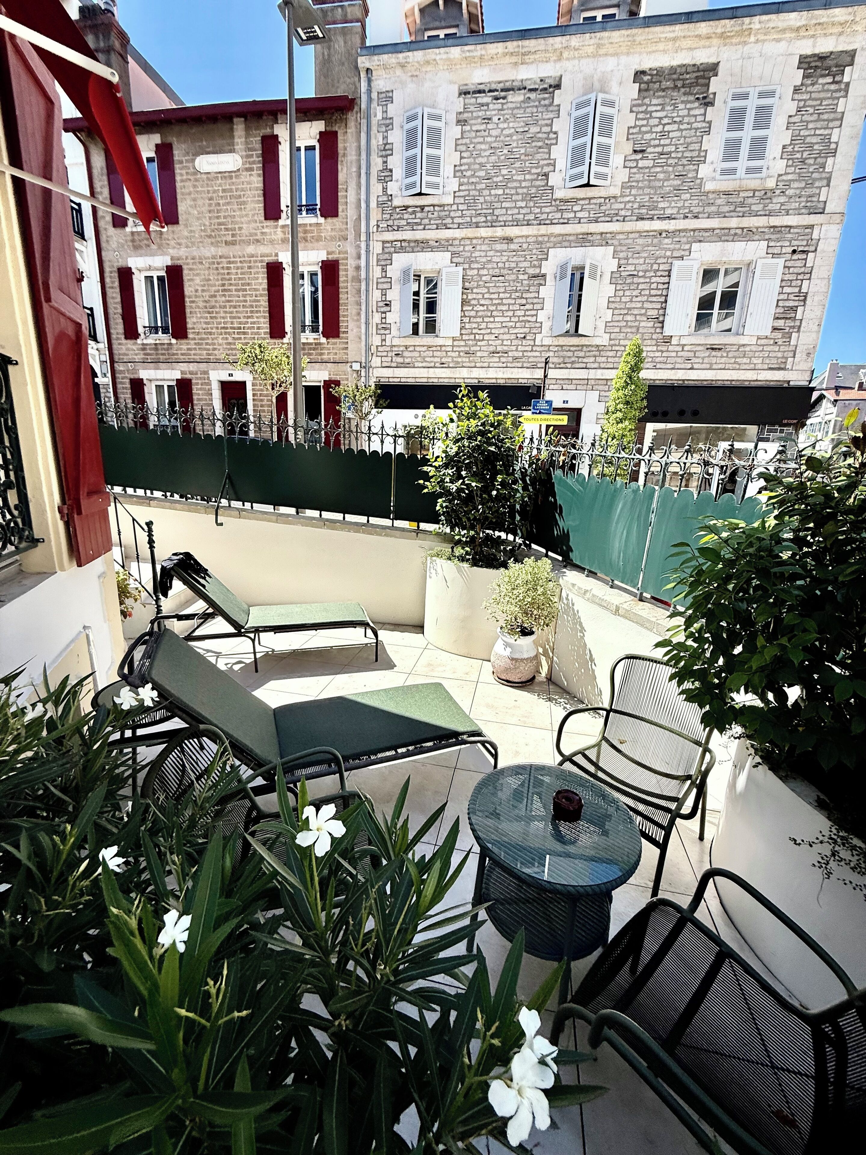 deluxe room (maison silhouette) | terrace/patio