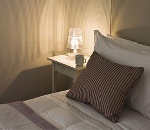 Superior Double Room | Premium bedding, down comforters, Select Comfort beds, minibar - Le Stanze di Orazio (Rome)