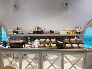 Breakfast area