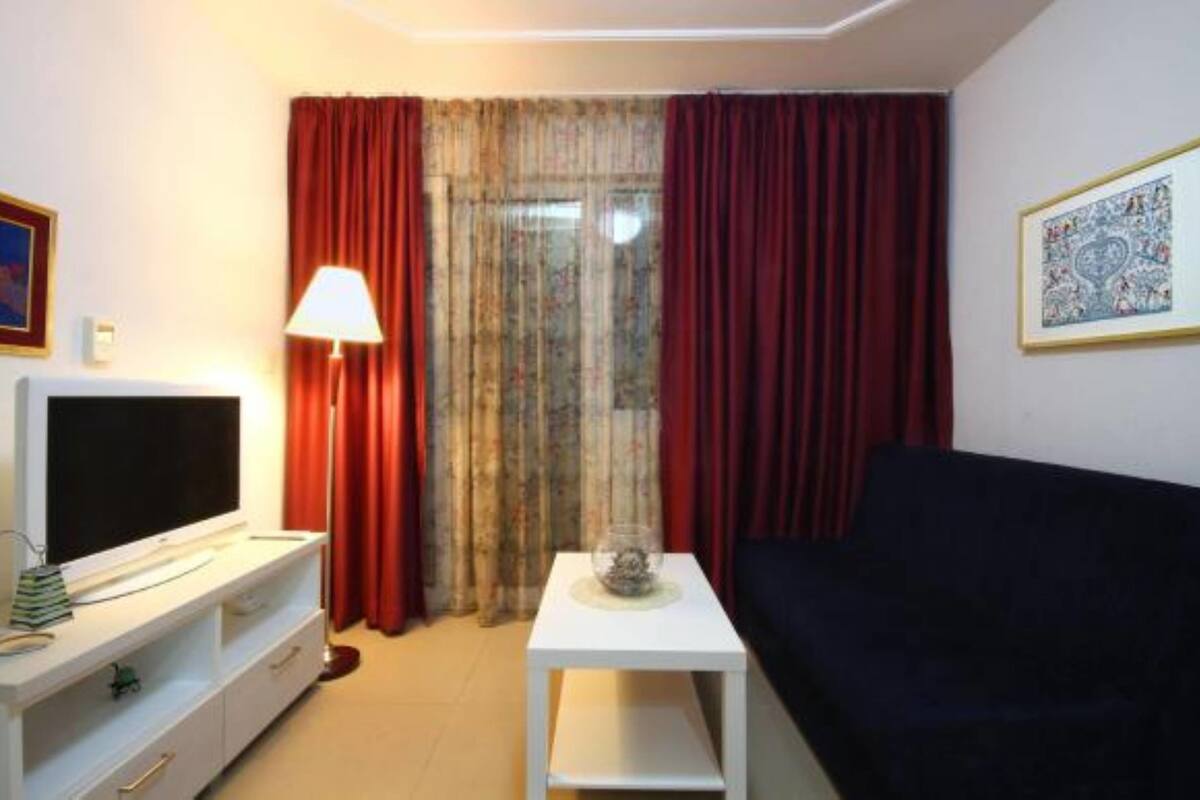 select comfort beds, in-room safe, individually decorated