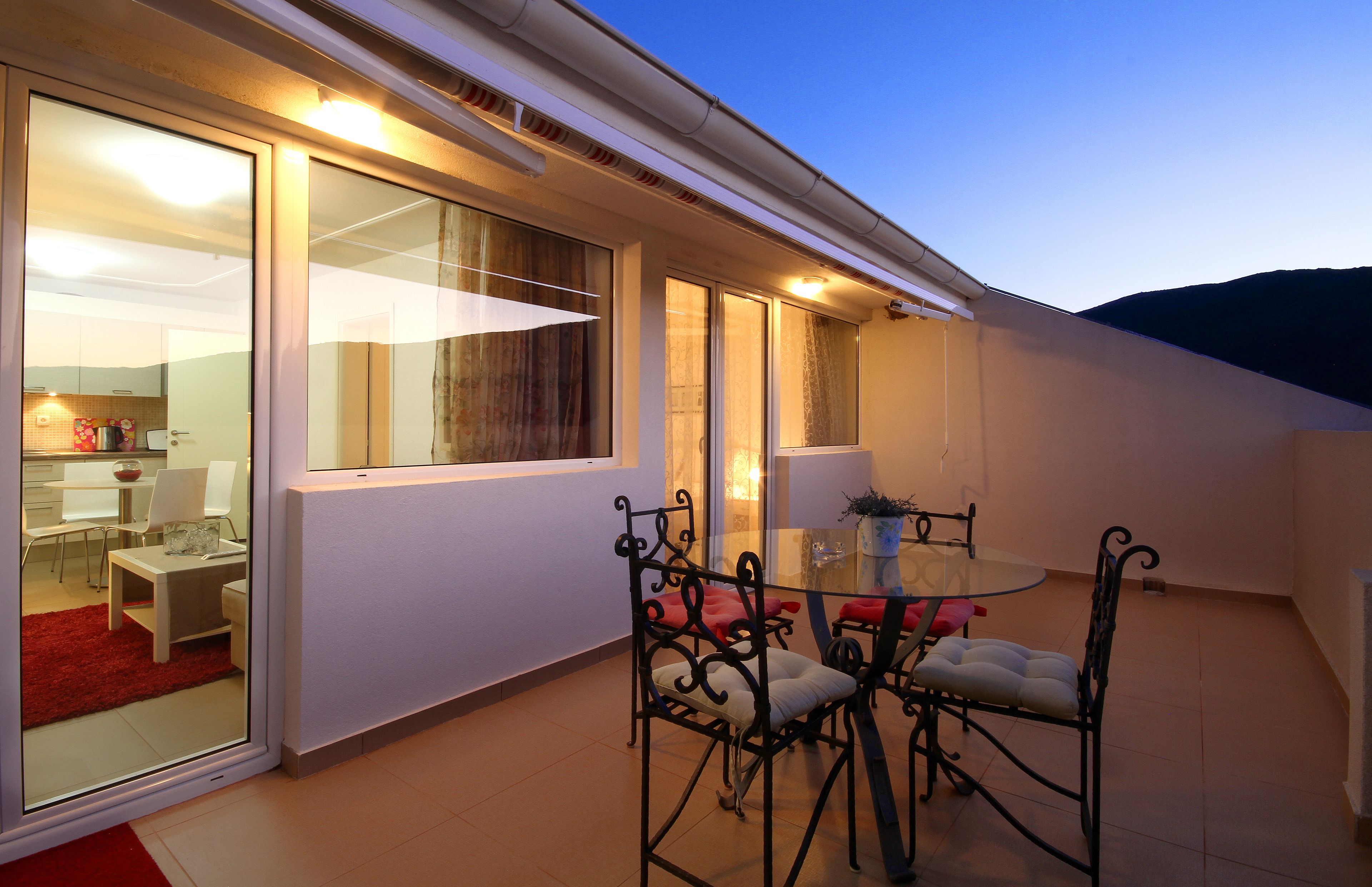 studio, terrace | balcony