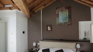 Superior Double or Twin Room, Mountain View (for 1 or 2 pax) | In-room safe, blackout drapes, soundproofing, free WiFi