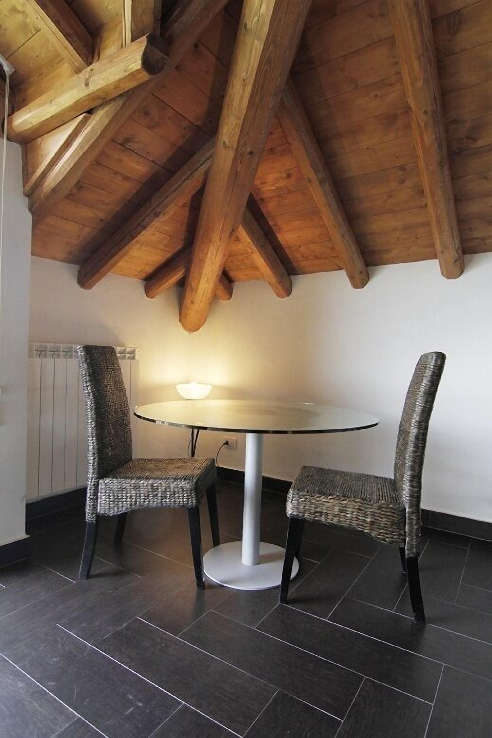 superior double or twin room, mountain view (for 1 or 2 pax) | in-room dining