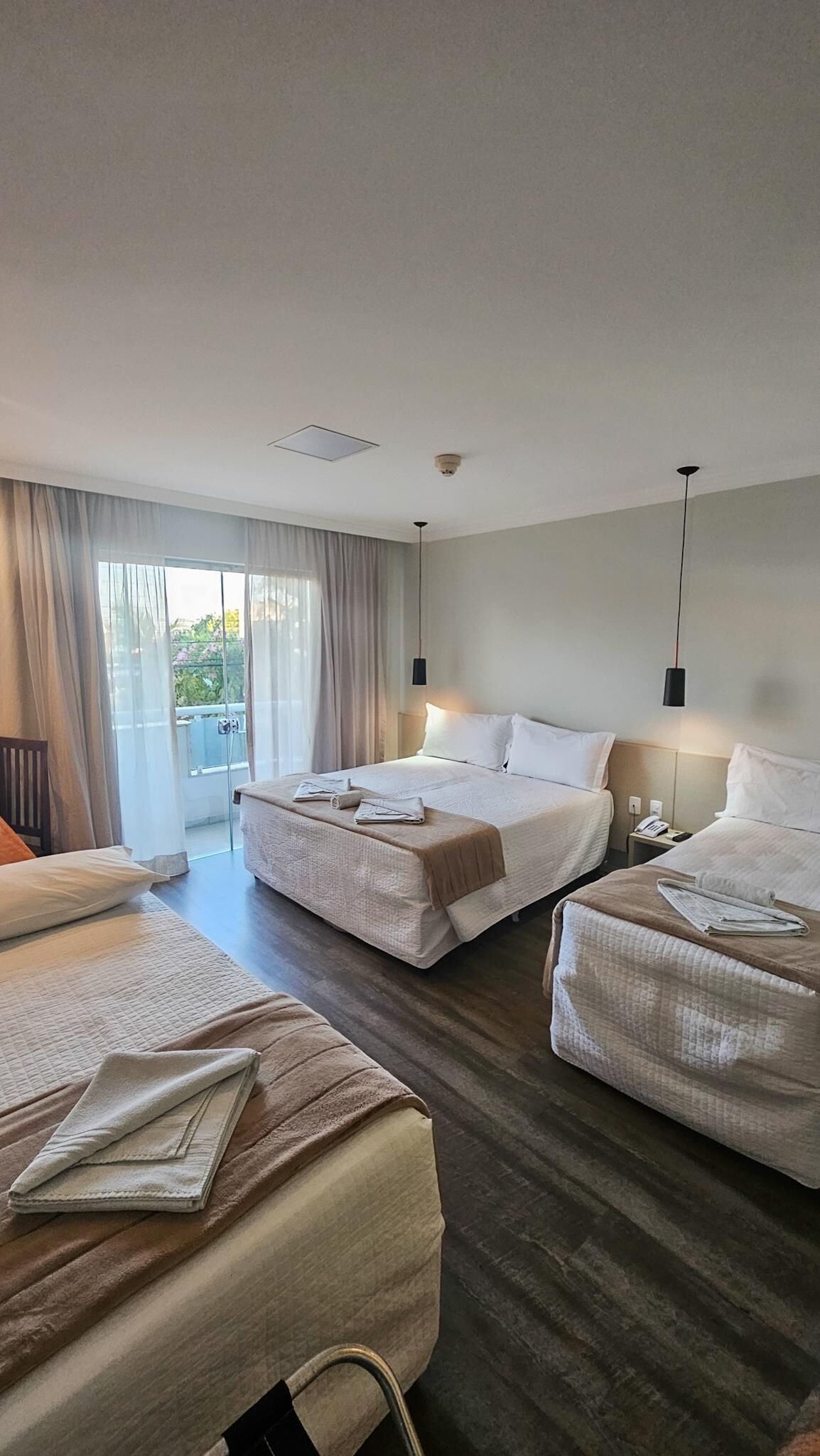 Premium bedding, minibar, in-room safe, iron/ironing board