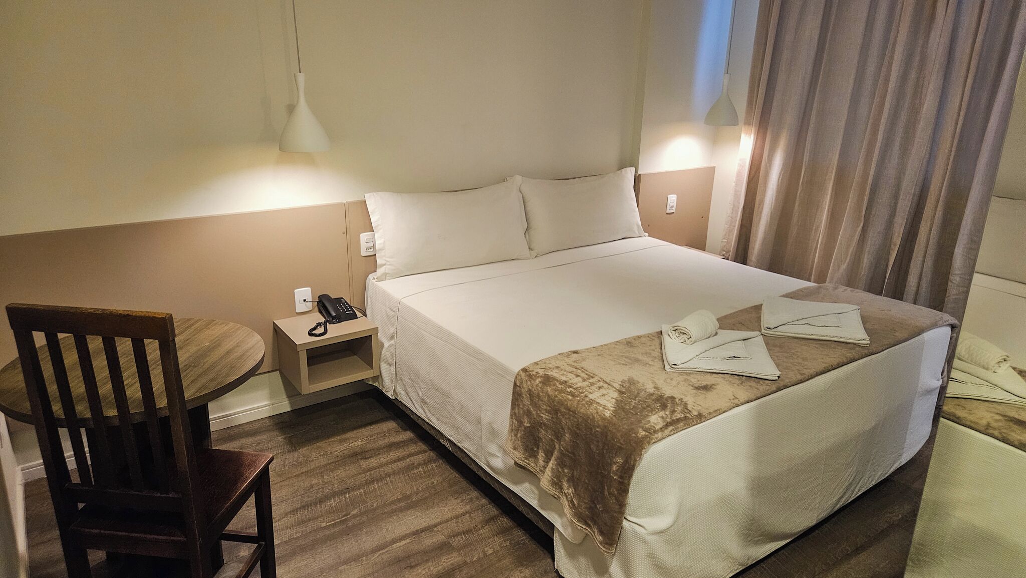 Quarto Duplo Standard sem sacada | Premium bedding, minibar, in-room safe, iron/ironing board