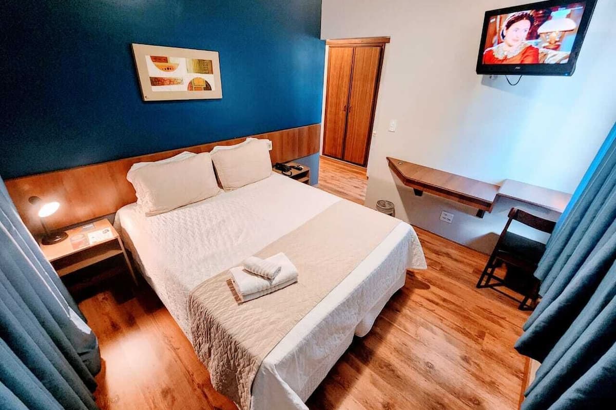 Standard Room | Egyptian cotton sheets, minibar, in-room safe, individually decorated