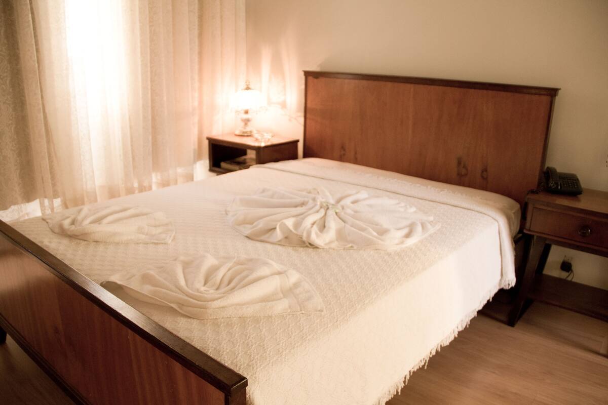 Basic Double Room | 1 bedroom, Select Comfort beds, minibar, desk