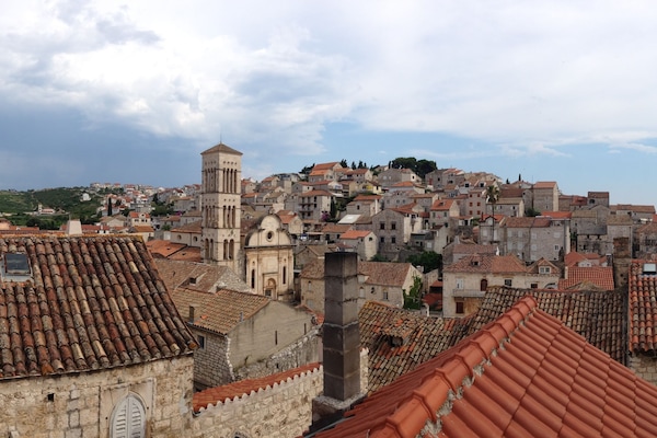 Superior tweepersoonskamer, 1 slaapkamer | Uitzicht op de stad