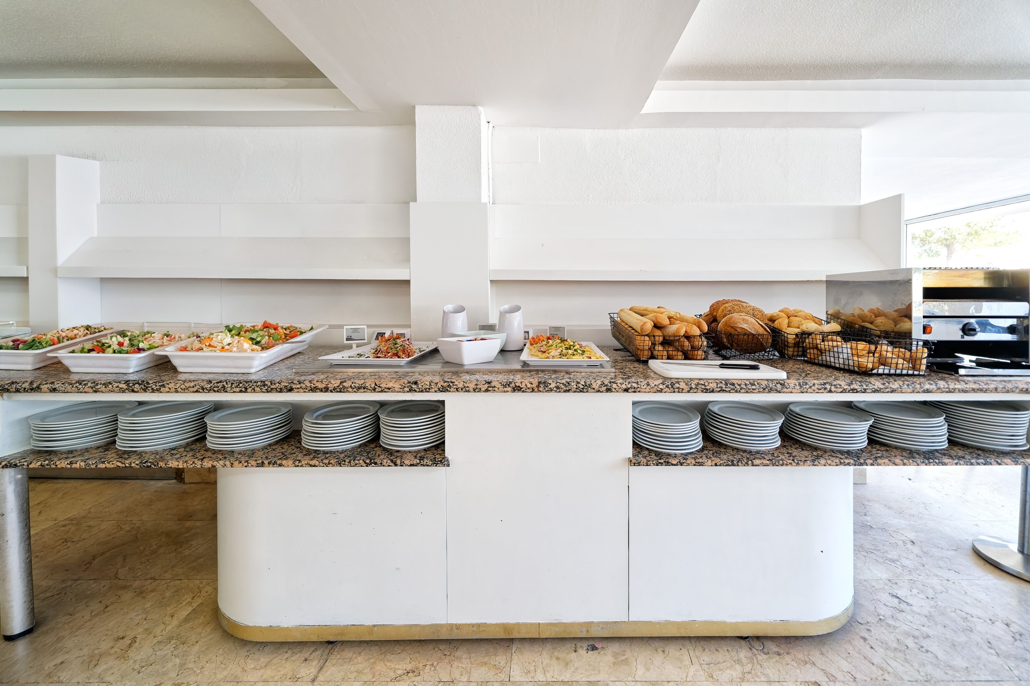 Se sirven desayunos, almuerzos y cenas