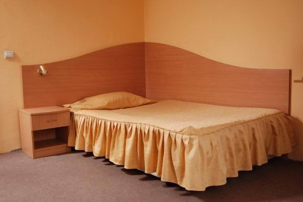 Select Comfort beds, minibar, individually furnished, free WiFi