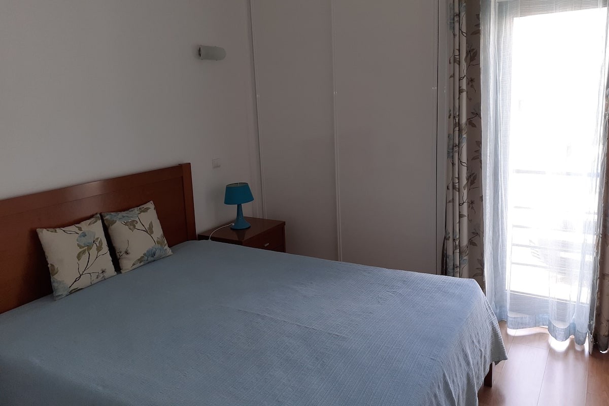 Căn hộ, 2 phòng ngủ | Bàn ủi/dụng cụ ủi quần áo, nôi (giường cho trẻ sơ sinh) miễn phí 
