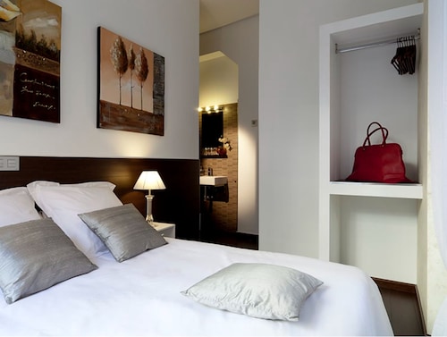 THC ラティーナ ホステル