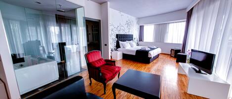 81-cm LED TV with cable channels, TV, first-run movies