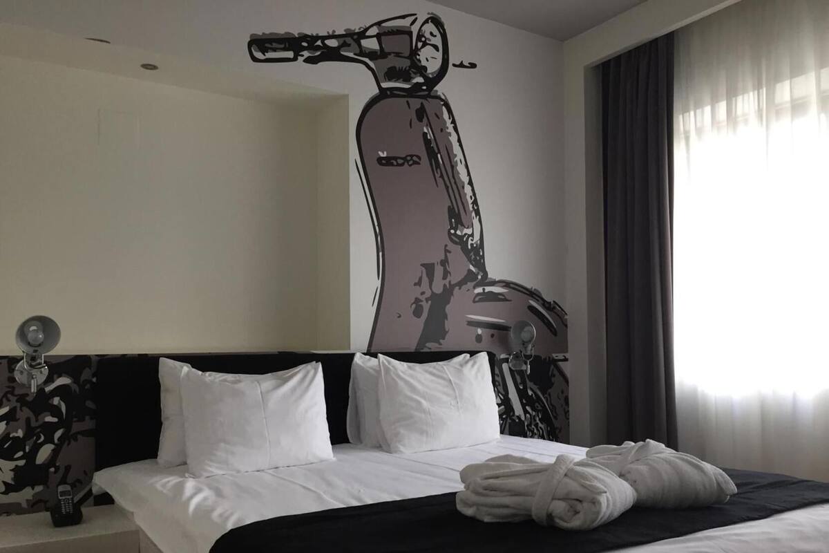 Egyptian cotton sheets, premium bedding, memory foam beds, minibar