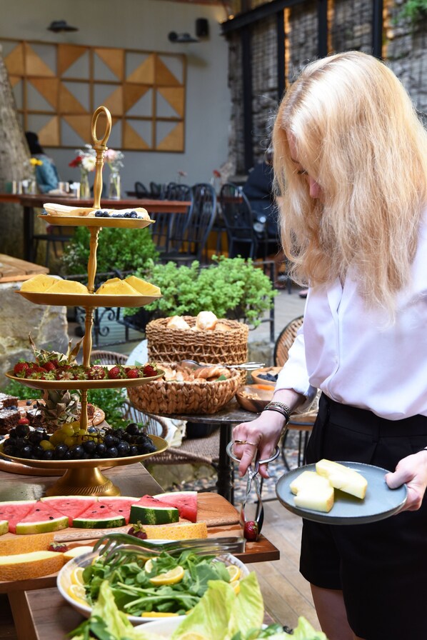 Petit déjeuner buffet compris tous les jours