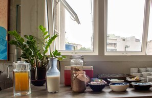 Breakfast buffet - CabanaCopa Hostel (Rio de Janeiro)