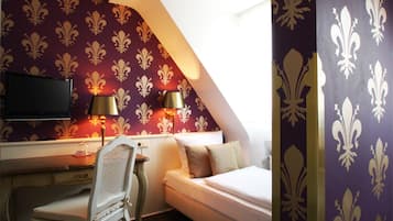 Superior Single Room | In-room safe, blackout drapes, iron/ironing board, free WiFi