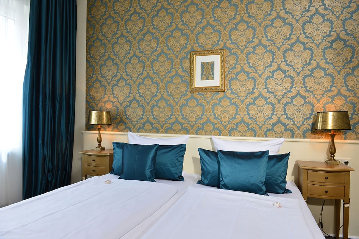 Basic Double or Twin Room | In-room safe, blackout curtains, iron/ironing board, free WiFi