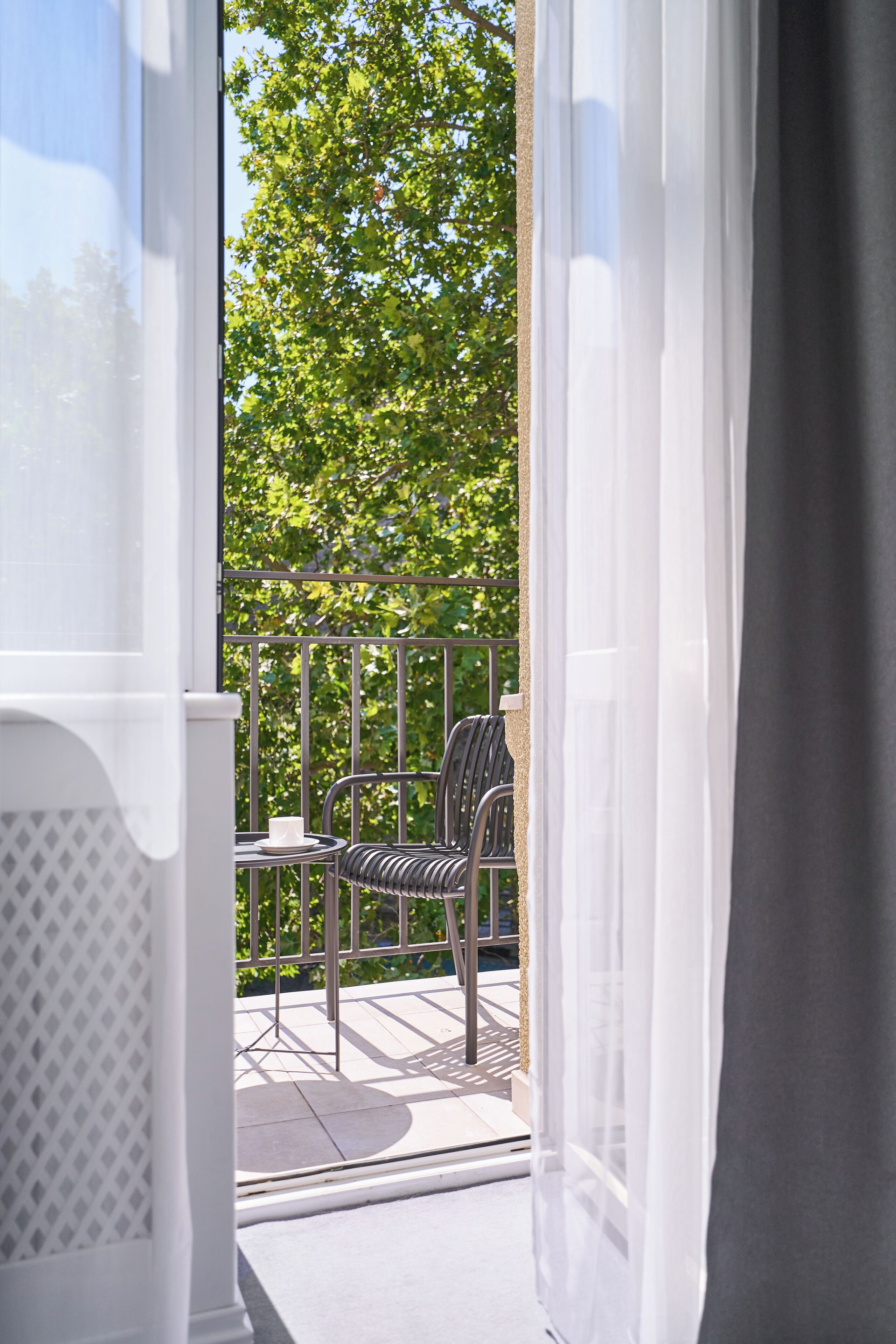 Luxury Double Room | Premium bedding, in-room safe, desk, laptop workspace