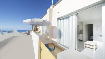 2 bedrooms, in-room safe, free WiFi, bed sheets