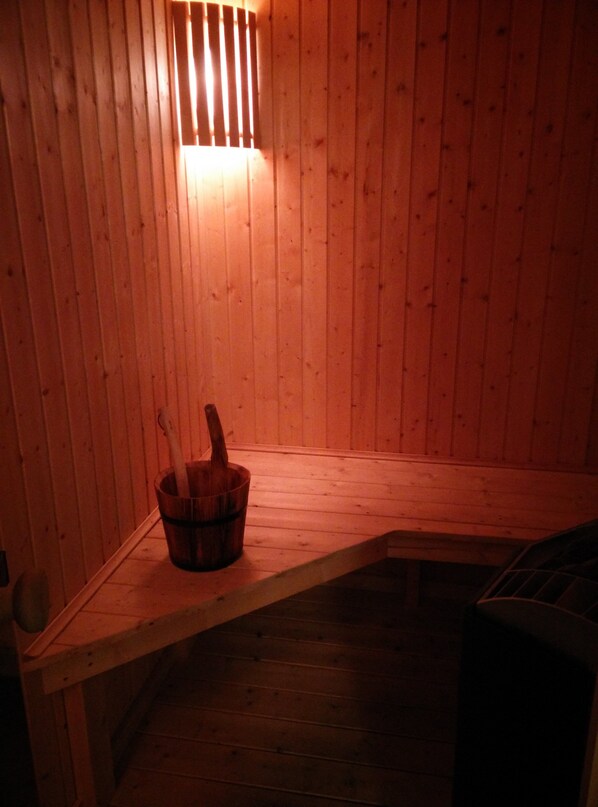 Manicura y pedicura, masajes