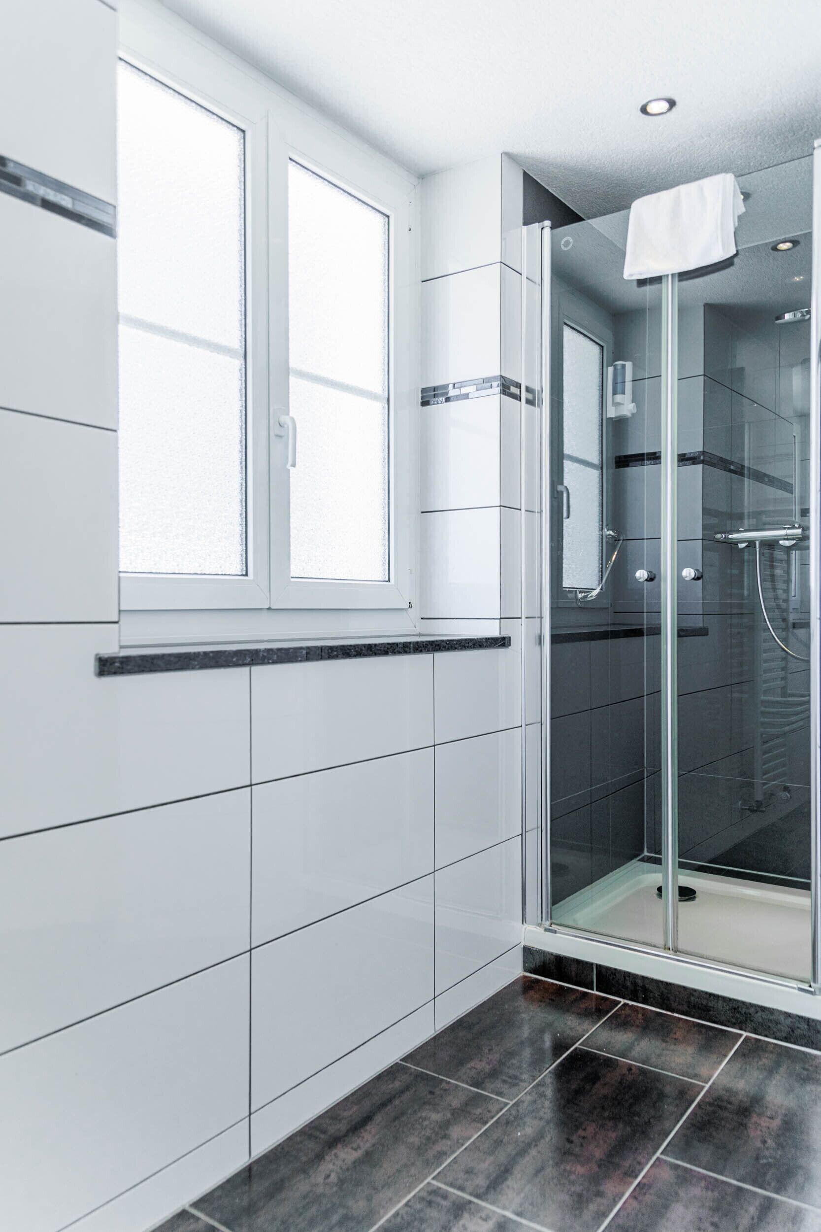 superior double room, balcony | bathroom | shower, free toiletries, hair dryer, towels