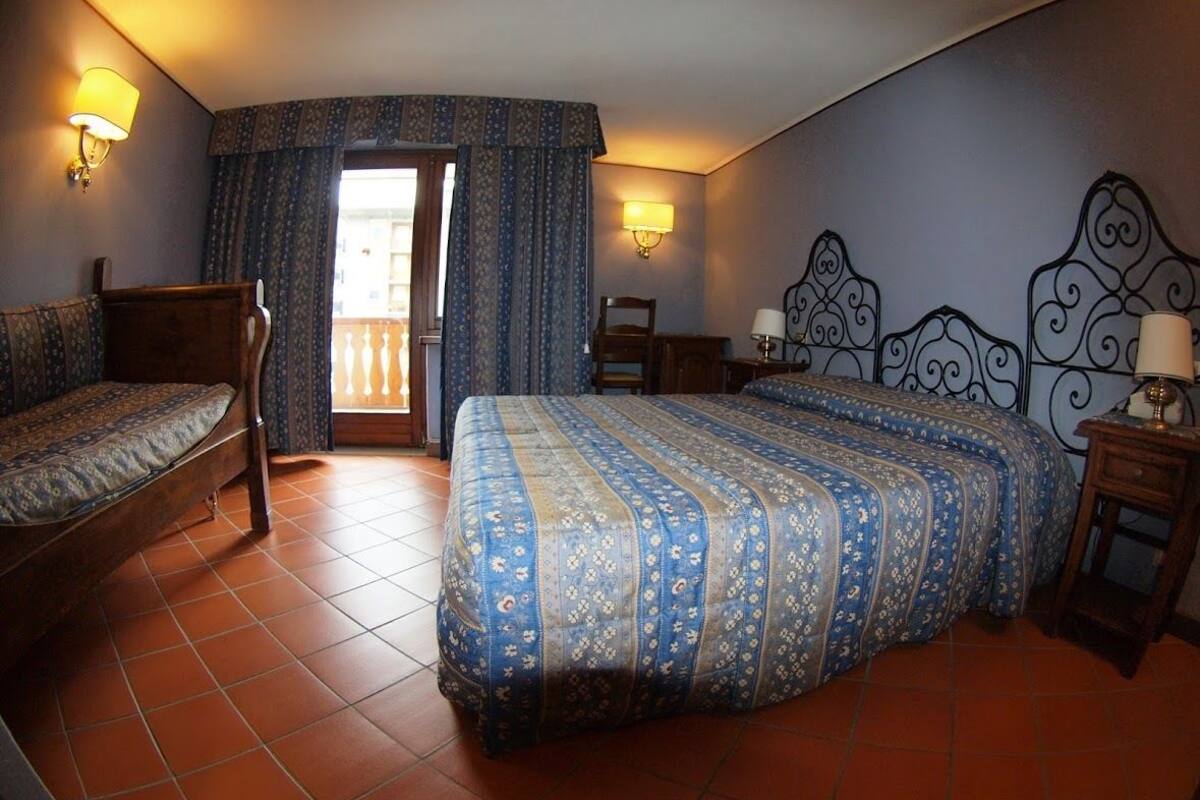 Double or Twin Room | In-room safe, cribs (free), rollaway beds (surcharge), WiFi (free)