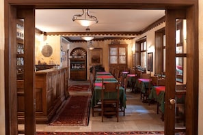 Bar (in der Unterkunft)