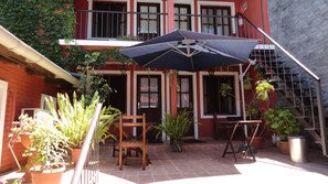 Courtyard - Hotel Rivera (Colonia del Sacramento)