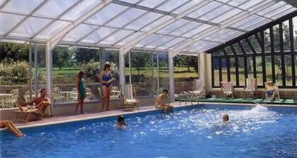 HĂŽtel Restaurant La Mangeoire â Relais Paris BĂąle