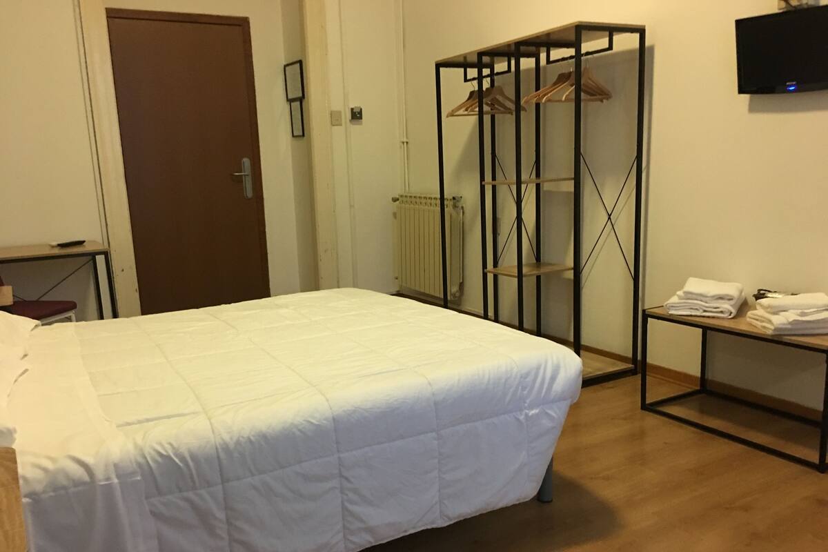 Standard Double Room (External private bathroom) | Desk, blackout drapes, cribs (surcharge), rollaway beds (surcharge)