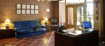Hotel Arco San Vicente